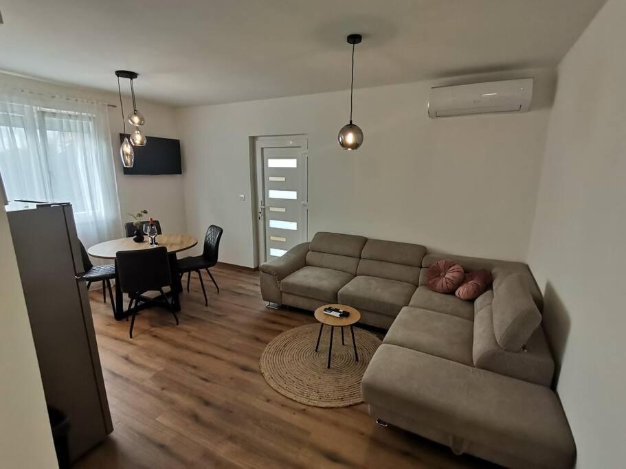 Apartment S Бибинє Екстер'єр фото